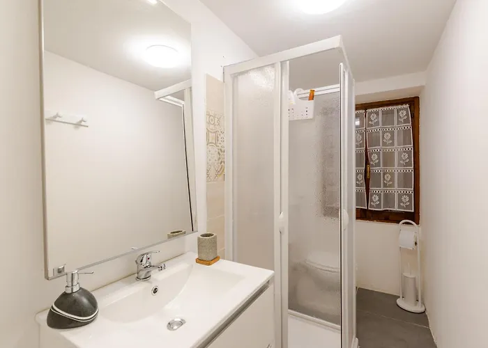 Apartment Zen Con Parcheggio Gratuito E Check In Automatico 24 Su 24 *